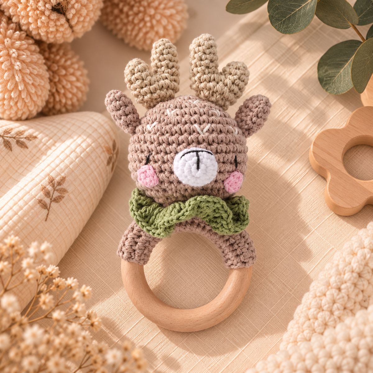 Hochet de dentition bébé en bois & crochet – Animaux 🧸